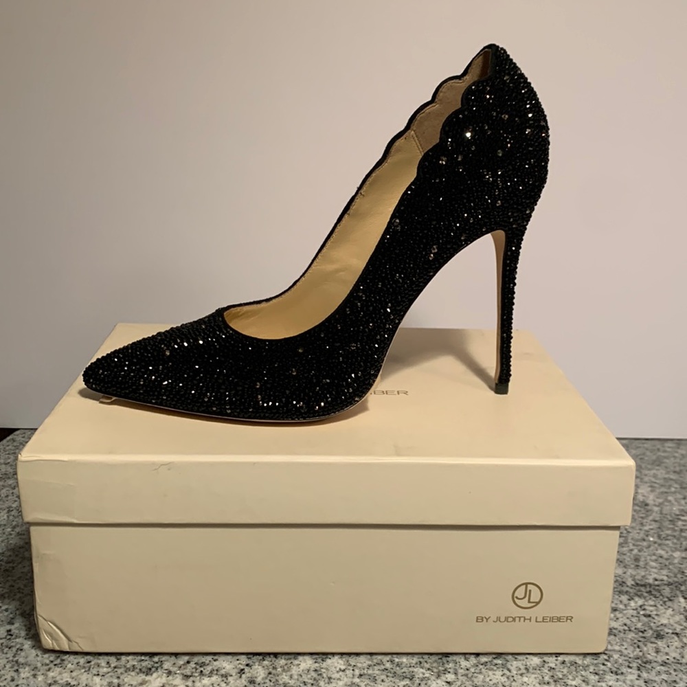 Judith Lieber Jasmine pumps